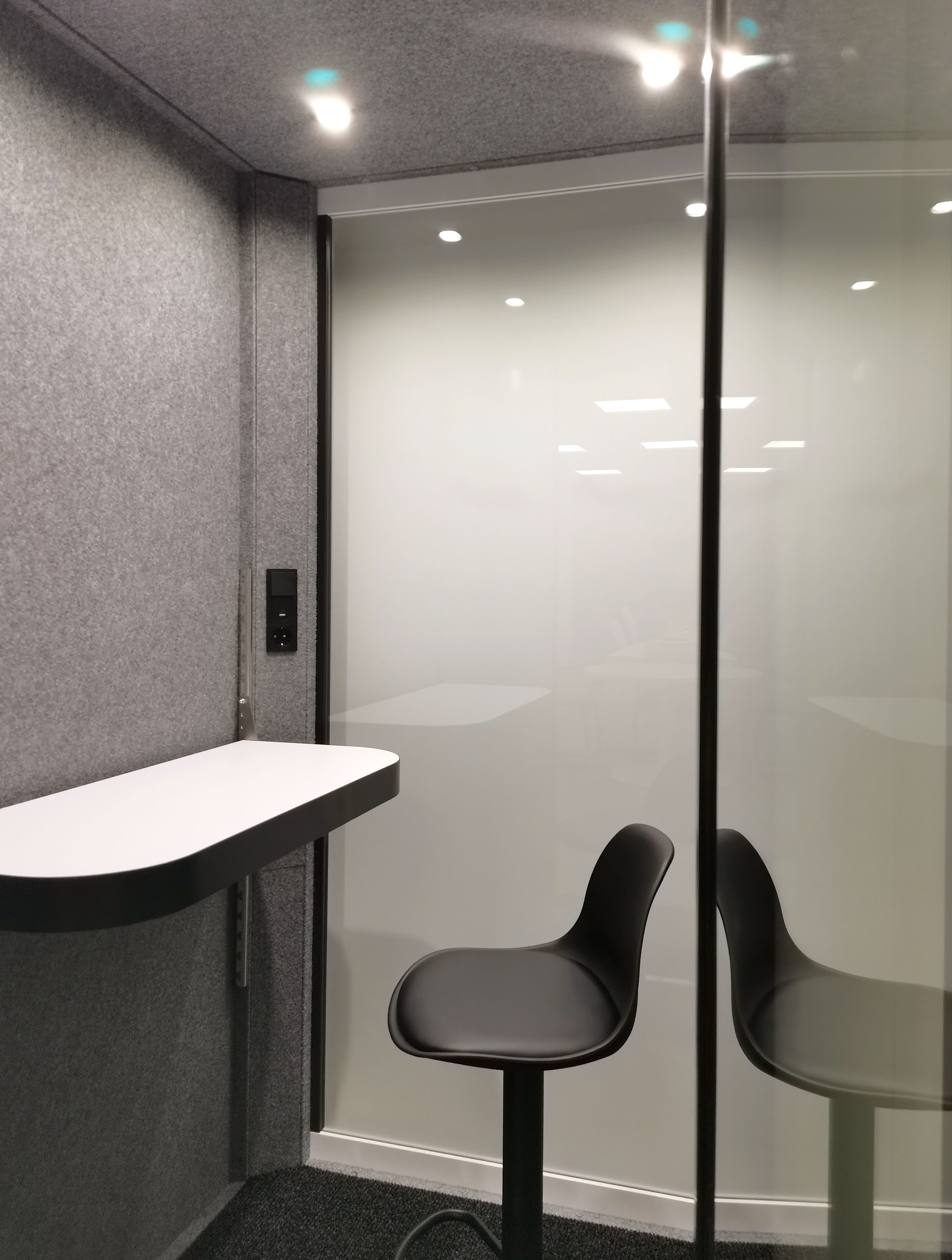 meeting pod